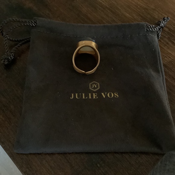 Jewelry - Picture 3 of 5